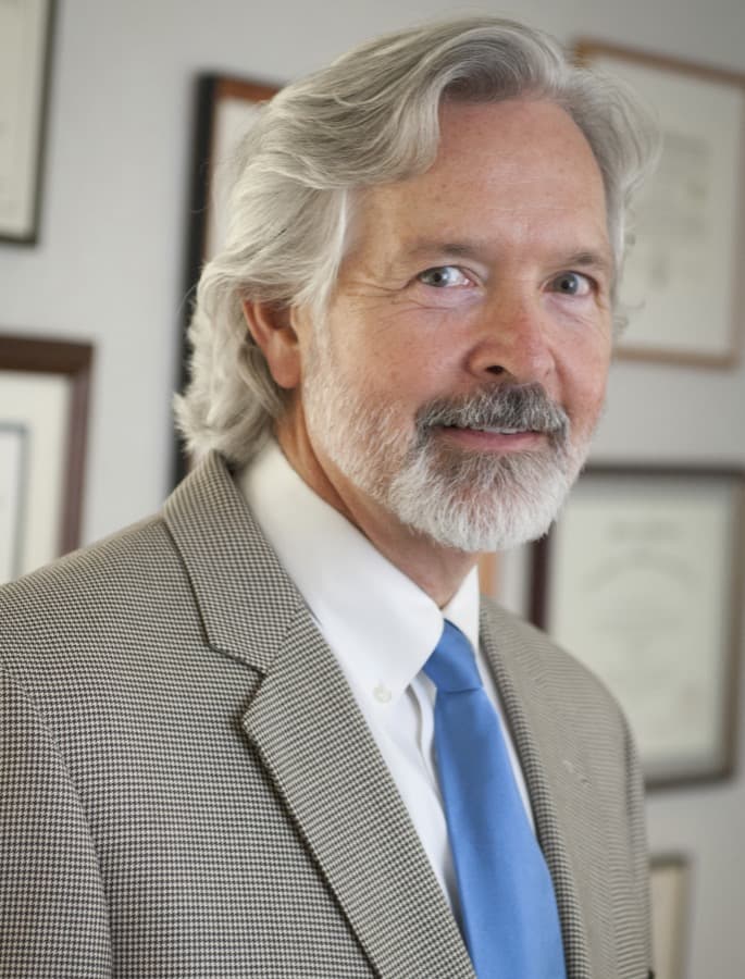 Best Cosmetic surgeon 2019 Dr. Roger Allcroft